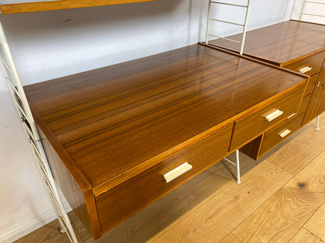 Kultiges modulares DDR Stringregal mit Schreibtisch & Schubladenkommode I String Regal Regalwand Bücherschrank Sekretär Highboard Bücherregal Leitermöbel Sybille Babette Vintage Retro 70er I