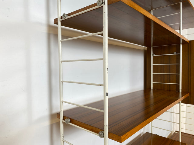Kultiges modulares DDR Stringregal mit Schreibtisch & Schubladenkommode I String Regal Regalwand Bücherschrank Sekretär Highboard Bücherregal Leitermöbel Sybille Babette Vintage Retro 70er I