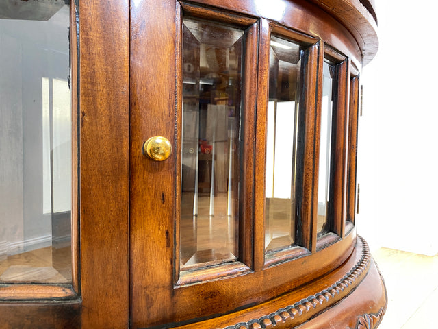 Edle ovale französische Vintage Vitrine im Stile des Barock mit abnehmbarem Serviertablett, handverziert I Beistelltisch Kommode Servierwagen Ablage Nachttisch Rokoko I