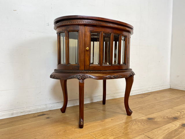 Edle ovale französische Vintage Vitrine im Stile des Barock mit abnehmbarem Serviertablett, handverziert I Beistelltisch Kommode Servierwagen Ablage Nachttisch Rokoko I