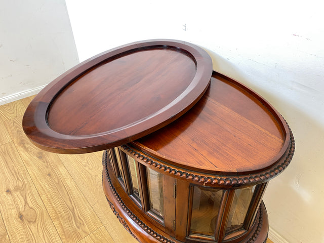 Edle ovale französische Vintage Vitrine im Stile des Barock mit abnehmbarem Serviertablett, handverziert I Beistelltisch Kommode Servierwagen Ablage Nachttisch Rokoko I