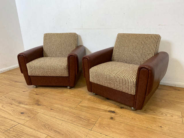 Kultiger Retro Sessel auf Rollen in beigem Wollbezug und Kunstleder Verkleidung I Clubsessel Lesesessel Ledersessel Sitzgarnitur Polstergarnitur Mid-Century 60er 70er I