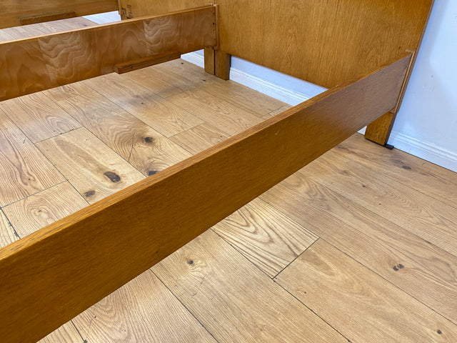 Schönes & gut erhaltenes helles Mid-Century Bett in Eiche für 2 95x190 oder 190x190 Matratze