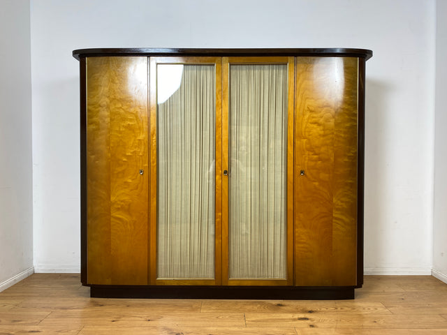 Stilvoller & hochwertiger Mid-Century Kleiderschrank mit Glastüren und Vorhängen I Vollholz I Schrank Schlafzimmerschrank Wäscheschrank Wardrobe Rockabilly Vintage 50er 60er