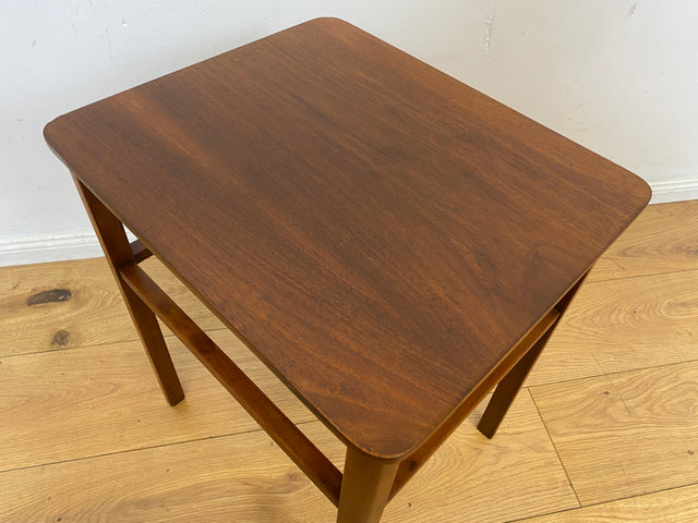 WMK I Edler und gut erhaltener kleiner skandinavischer Mid-Century Beistelltisch in Teakholz I Tisch Ablage Couchtisch Blumentisch Nachttisch Danish Design Vintage 60er Teak I