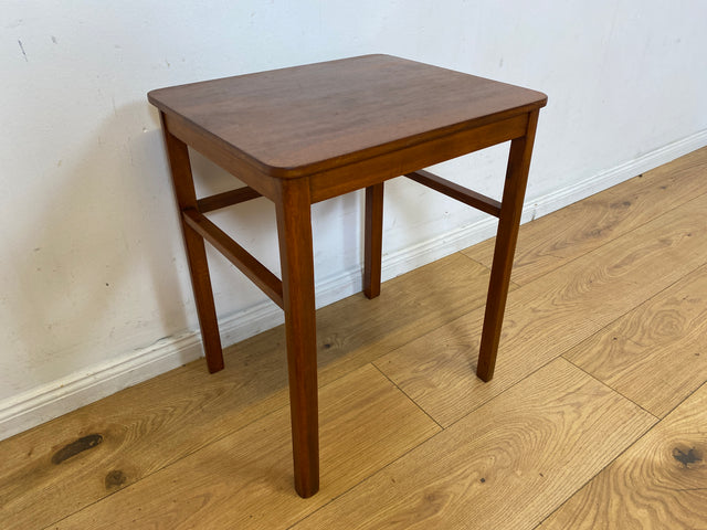 WMK I Edler und gut erhaltener kleiner skandinavischer Mid-Century Beistelltisch in Teakholz I Tisch Ablage Couchtisch Blumentisch Nachttisch Danish Design Vintage 60er Teak I