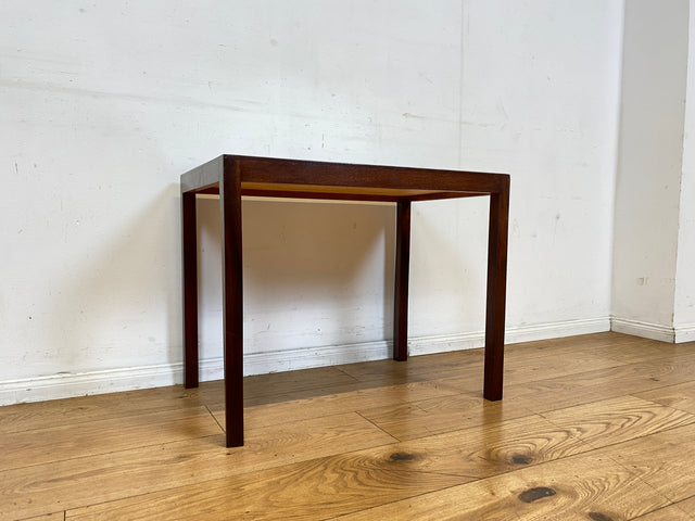 WMK I Einzigartiger skandinavischer Mid-Century Palisander mit Glasplatte und handgesticktem Gobelin I Wohnzimmertisch Beistelltisch Glastisch Ablage Danish Design Vintage Rosewood I