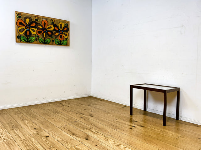 WMK I Einzigartiger skandinavischer Mid-Century Palisander mit Glasplatte und handgesticktem Gobelin I Wohnzimmertisch Beistelltisch Glastisch Ablage Danish Design Vintage Rosewood I