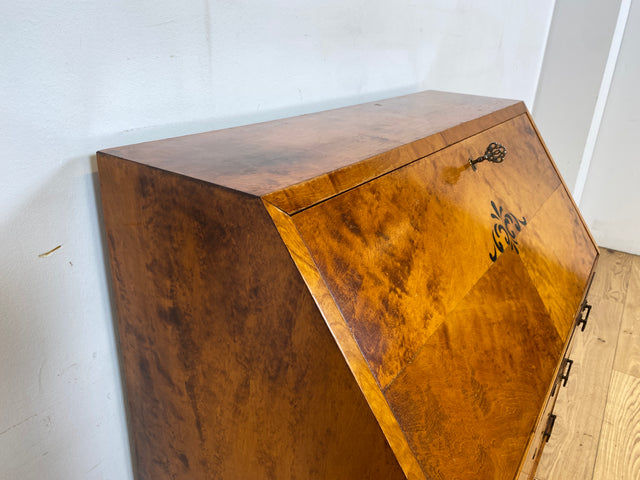 WMK I Besonders schöner skandinavischer Mid-Century Sekretär aus vollem Holz mit Intarsien