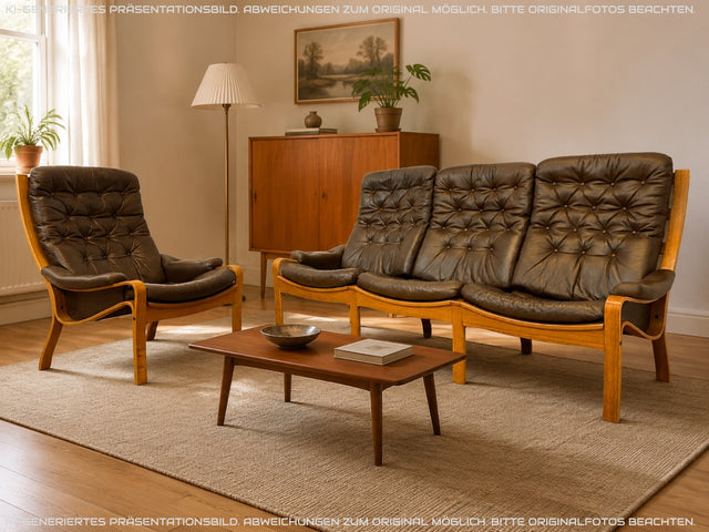 Stilvoller skandinavischer Sessel mit gestepptem braunem Echtleder Bezug I Norwegen 1970er I Ledersessel Loungesessel Relax Lesesessel Sitzgarnitur Mid-Century Vintage Leder I