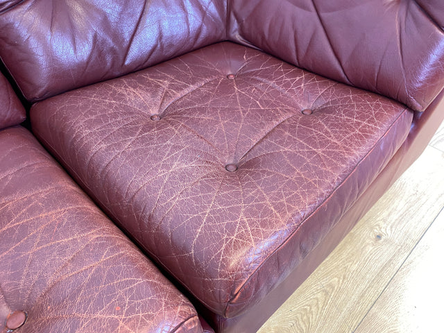 WMK I Gemütliches skandinavisches 70er Jahre Modular Sofa mit Echtleder Bezug & charaktervoller Patina