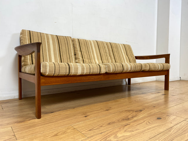 WMK I Stilvolles skandinavisches Mid-Century Sofa von Komfort mit gestreiftem beigem Originalbezug & Teakholz Rahmen