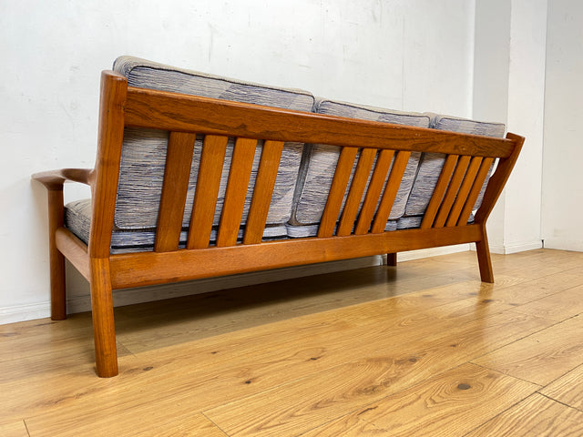 Stilvolles und hochwertiges skandinavisches Sofa aus Teakholz mit Originalbezug und Federkern I Couch 3-Sitzer 3er Danish Design Mid-Century Vintage 60er 70er Teak I