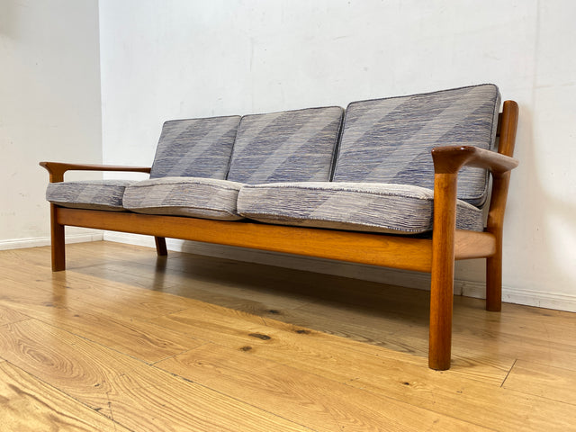Stilvolles und hochwertiges skandinavisches Sofa aus Teakholz mit Originalbezug und Federkern I Couch 3-Sitzer 3er Danish Design Mid-Century Vintage 60er 70er Teak I