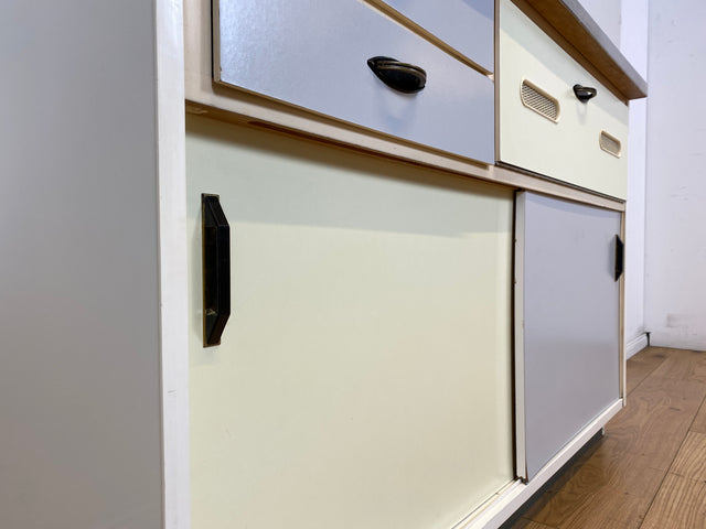 Kultige Space Age Küchenanrichte in Originalfarben mit Schiebetüren und Brot Fach I Küchenbüfett Büfett Küche Küchenzeile Buffet Anrichte Retro Vintage 60er 70er I