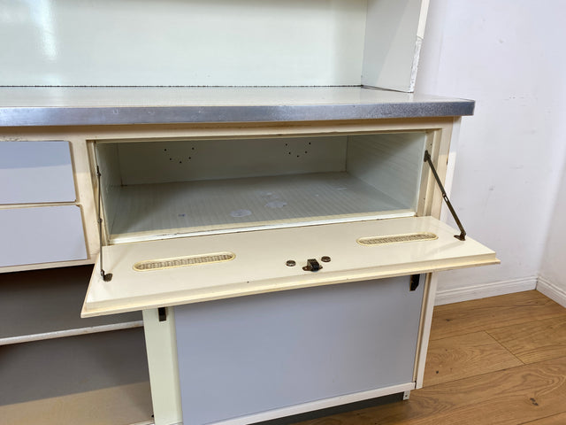 Kultige Space Age Küchenanrichte in Originalfarben mit Schiebetüren und Brot Fach I Küchenbüfett Büfett Küche Küchenzeile Buffet Anrichte Retro Vintage 60er 70er I