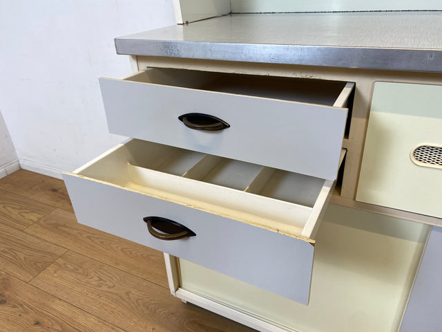 Kultige Space Age Küchenanrichte in Originalfarben mit Schiebetüren und Brot Fach I Küchenbüfett Büfett Küche Küchenzeile Buffet Anrichte Retro Vintage 60er 70er I