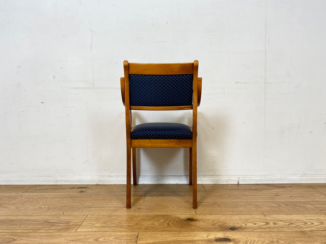 Sehr eleganter Spätbiedermeier Salonstuhl aus Buche mit hochwertigem neuem Bezug in Blau I Armlehnstuhl Stuhl Holzstuhl Sessel Lesesessel Chair Biedermeier Antik Vintage I