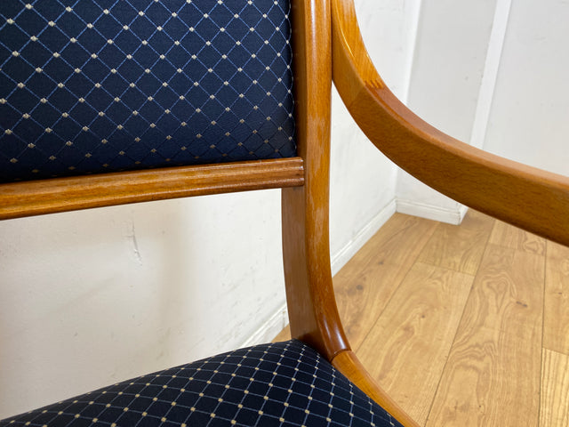 Sehr eleganter Spätbiedermeier Salonstuhl aus Buche mit hochwertigem neuem Bezug in Blau I Armlehnstuhl Stuhl Holzstuhl Sessel Lesesessel Chair Biedermeier Antik Vintage I