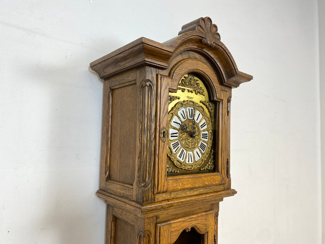Wunderschöne handverzierte jedoch defekte Standuhr im antikem Stil umgebaut zu einem Bücherschrank mit tollem Ziffernblatt I Regal Bücherregal Küchenregal Säule Vintage I