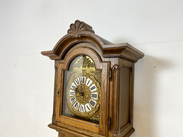 Wunderschöne handverzierte jedoch defekte Standuhr im antikem Stil umgebaut zu einem Bücherschrank mit tollem Ziffernblatt I Regal Bücherregal Küchenregal Säule Vintage I