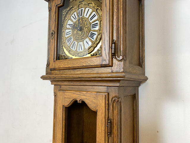 Wunderschöne handverzierte jedoch defekte Standuhr im antikem Stil umgebaut zu einem Bücherschrank mit tollem Ziffernblatt I Regal Bücherregal Küchenregal Säule Vintage I