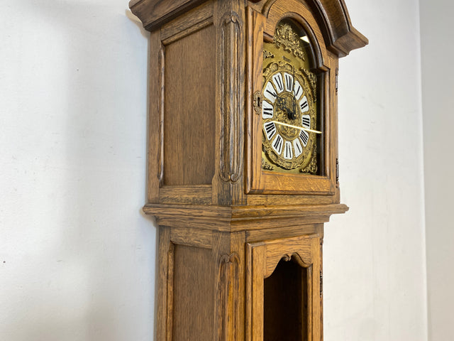 Wunderschöne handverzierte jedoch defekte Standuhr im antikem Stil umgebaut zu einem Bücherschrank mit tollem Ziffernblatt I Regal Bücherregal Küchenregal Säule Vintage I