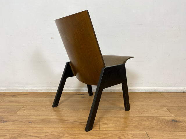 WMK I 1/5 Stilvoller & seltener stapelbarer Mid-Century Klappstuhl in Eichenholz