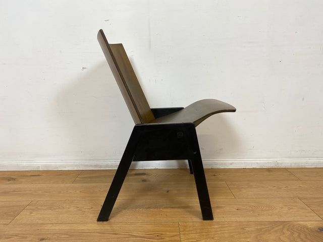 WMK I 1/5 Stilvoller & seltener stapelbarer Mid-Century Klappstuhl in Eichenholz