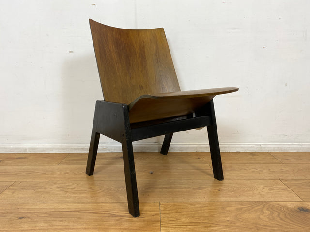 WMK I 1/5 Stilvoller & seltener stapelbarer Mid-Century Klappstuhl in Eichenholz