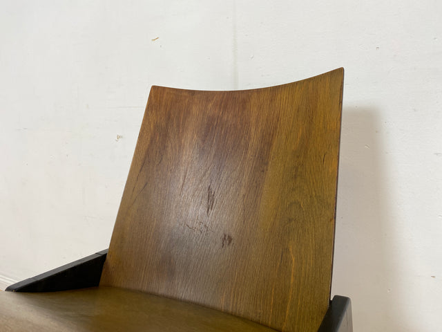 WMK I 1/5 Stilvoller & seltener stapelbarer Mid-Century Klappstuhl in Eichenholz