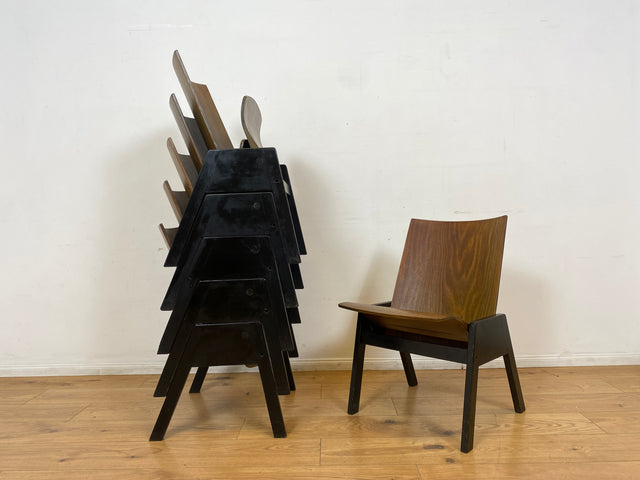 WMK I 1/5 Stilvoller & seltener stapelbarer Mid-Century Klappstuhl in Eichenholz