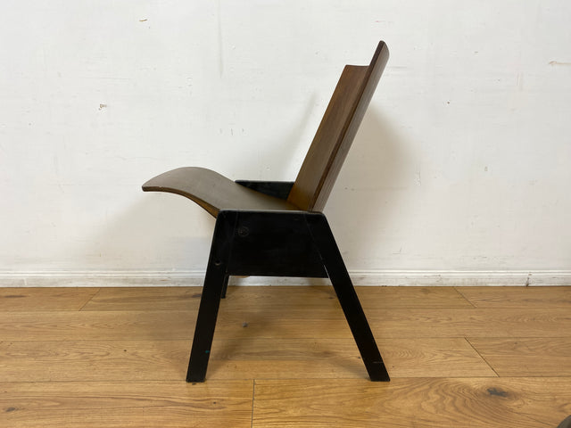 WMK I 1/5 Stilvoller & seltener stapelbarer Mid-Century Klappstuhl in Eichenholz