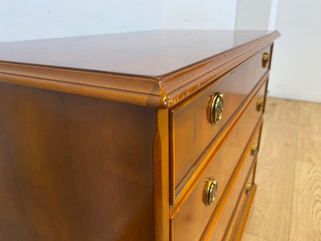 Hochwertige Stilmöbel Kommode , ein Original von Heldense im Stile des Biedermeier mit Schubladen