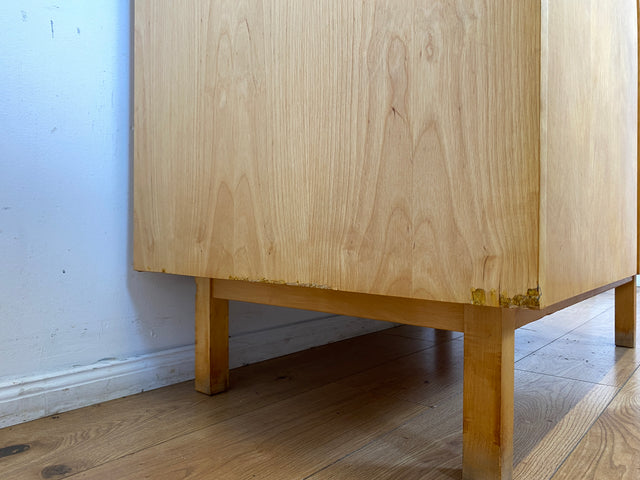 Ein VEB Hellerau Original I Stilvoller jedoch etwas abgenutzter Mid-Century Kleiderschrank 794/1 aus 1967 mit Aufsatz I Schrank Schlafzimmerschrank Vintage Retro 60er I
