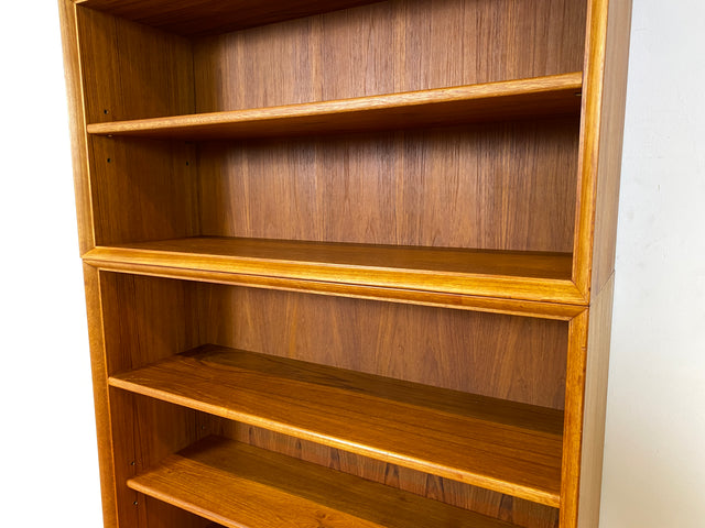 WMK I Hochwertiger Vintage Bücherschrank von Strobeck in skandinavischem Still mit Schubladen I Teakholz I Bücherregal Regal Holzregal Danish Design Mid-Century Vintage Teak I