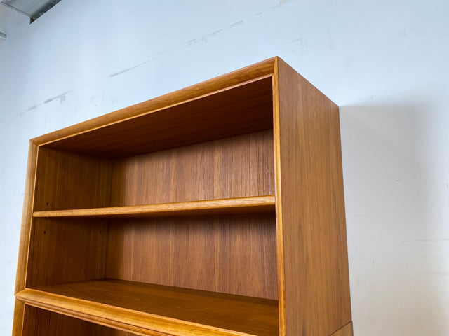 WMK I Hochwertiger Vintage Bücherschrank von Strobeck in skandinavischem Still mit Schubladen I Teakholz I Bücherregal Regal Holzregal Danish Design Mid-Century Vintage Teak I