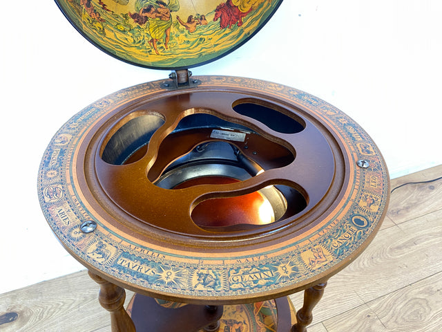 Kultige Vintage Globus Bar auf Rollen mit aufklappbarem Fach, Ablage und Beleuchtung I Globusbar Bar Barwagen Servierwagen Barschrank Mini-Bar Hausbar Retro I