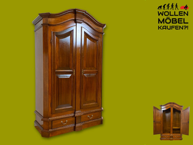 Hochwertiger Vintage Kleiderschrank in antikem Stil mit Schubladen