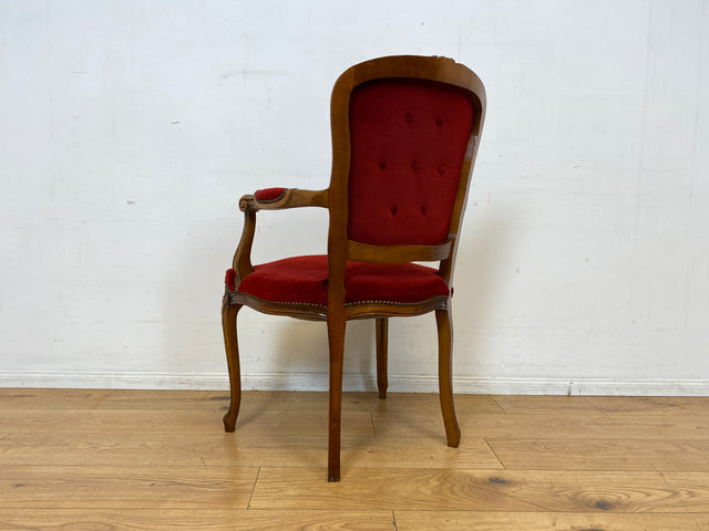 Eleganter und sehr gut erhaltener Vintage Salonsessel mit handverziertem Holzrahmen und grandiosem Bordeaux rotem Bezug I Sessel Armlehnstuhl Stuhl Stilmöbel Barock I