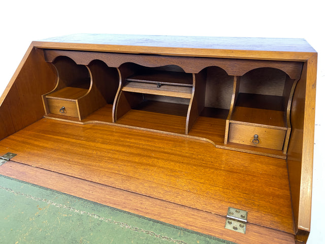 Hübscher Vintage Sekretär in englischem Stil mit stabiler Schreibklappe und Lederschreibunterlage I Schreibkommode Schreibschrank Schreibtisch Kommode Schubladenkommode Regency