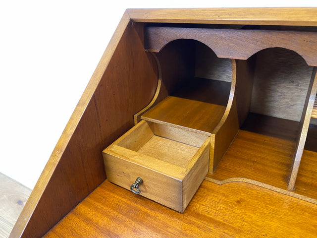 Hübscher Vintage Sekretär in englischem Stil mit stabiler Schreibklappe und Lederschreibunterlage I Schreibkommode Schreibschrank Schreibtisch Kommode Schubladenkommode Regency