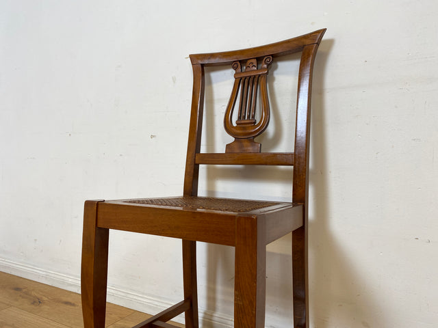Eleganter und sehr gut erhaltener handverzierter Vintage Stuhl im antiken Stil mit Geflecht I Esszimmerstuhl Holzstuhl Küchenstuhl Dining Chair Jugendstil Stilmöbel I