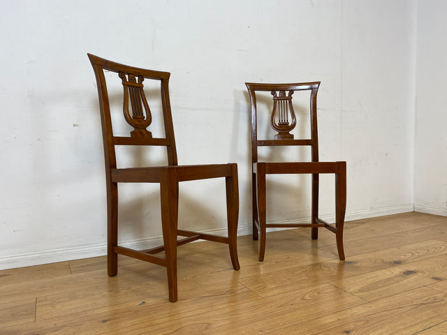 Eleganter und sehr gut erhaltener handverzierter Vintage Stuhl im antiken Stil mit Geflecht I Esszimmerstuhl Holzstuhl Küchenstuhl Dining Chair Jugendstil Stilmöbel I