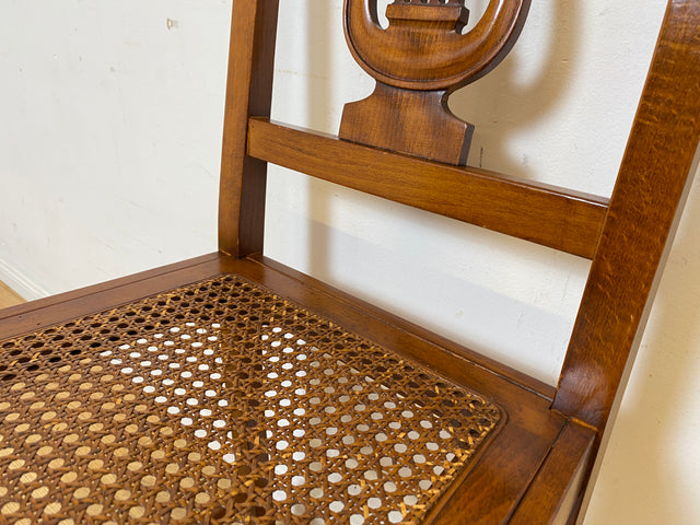 Eleganter und sehr gut erhaltener handverzierter Vintage Stuhl im antiken Stil mit Geflecht I Esszimmerstuhl Holzstuhl Küchenstuhl Dining Chair Jugendstil Stilmöbel I