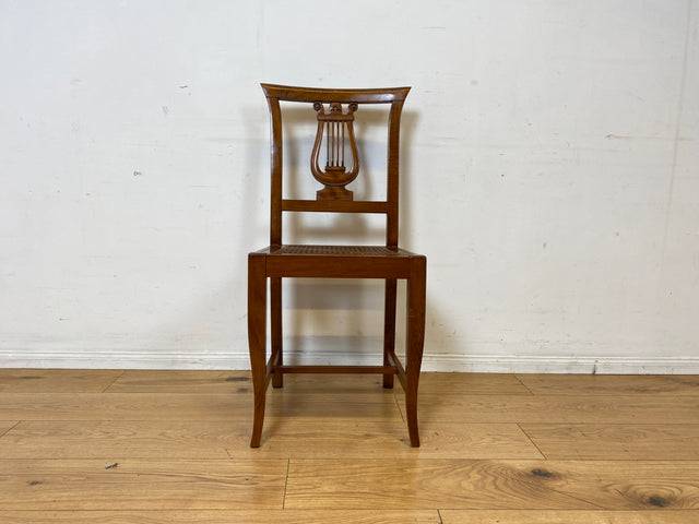 Eleganter und sehr gut erhaltener handverzierter Vintage Stuhl im antiken Stil mit Geflecht I Esszimmerstuhl Holzstuhl Küchenstuhl Dining Chair Jugendstil Stilmöbel I