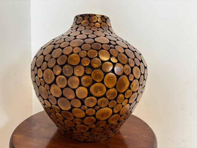 Einzigartige große Vintage Vase I in Handarbeit mit echten Holzscheiben verkleidetes Unikat