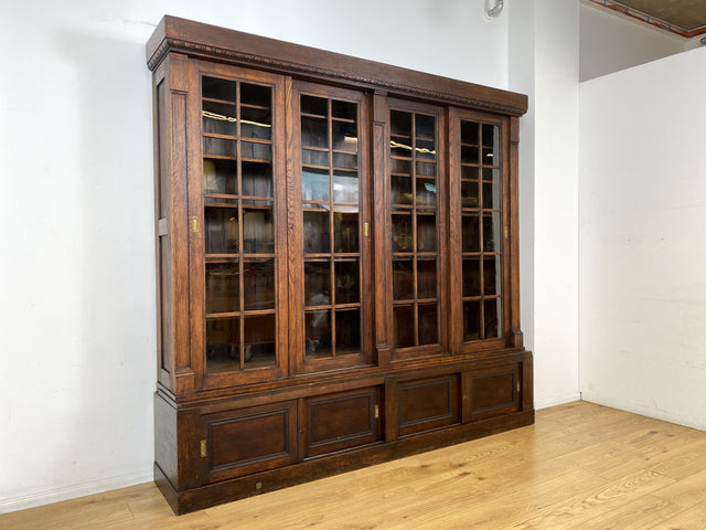 Hochwertige handverzierte Vintage Vitrine im antikem Stil aus massiver Eiche mit Schiebetüren I Büchervitrine Bücherschrank Bücherregal Regal Glasvitrine Wohnzimmerschank Jugendstil Gründerzeit I