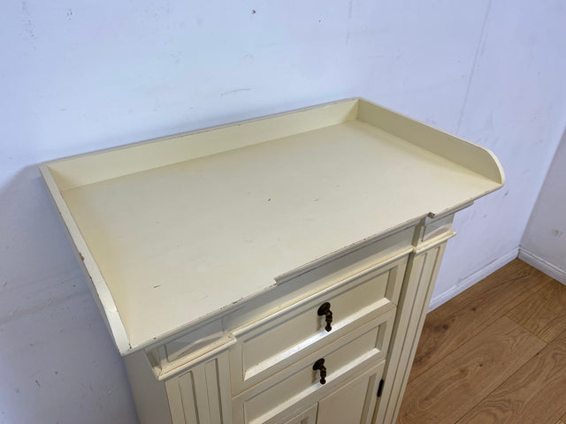 Sehr schöner weißer Vintage Schrank im antiken Stil mit Schubladen und Messinggriffen I Kommode Flurkommode Garderobe Wäschekommode Schuhkommode Schuhschrank Garderobe I