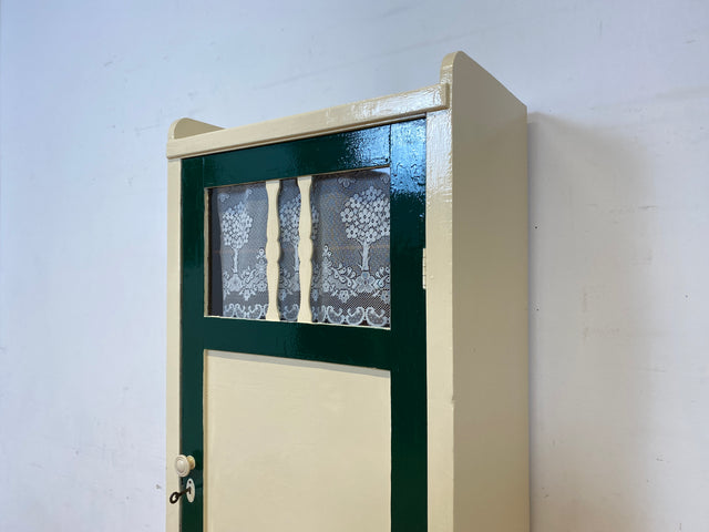 Schöner weißer antiker Hochschrank I Vollholz I Schrank Vitrine Wäscheschrank Highboard Küchenschrank Schuhschrank Flurschrank Bücherschrank Geschirrschrank Jugendstil Vintage I